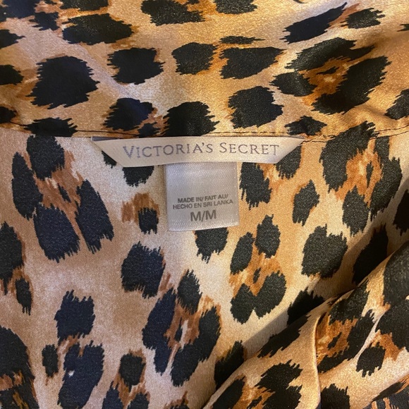 Victoria’s Secret satin pajama set - Picture 4 of 5